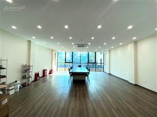 Cho thuê văn phòng nguyễn trãi 120m2  giá 15 triệu  không gian rộng đẹp