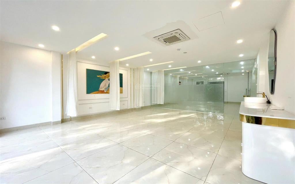 Văn phòng cho thuê khương đình 100m2 giá 15 triệu phù hợp mọi mô hình