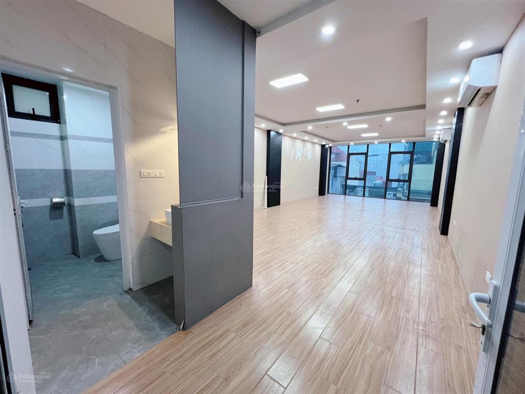 Cho thuê văn phòng nguyễn xiển 50m², giá chỉ 6,5 triệu/tháng. giá tốt, vào làm việc ngay