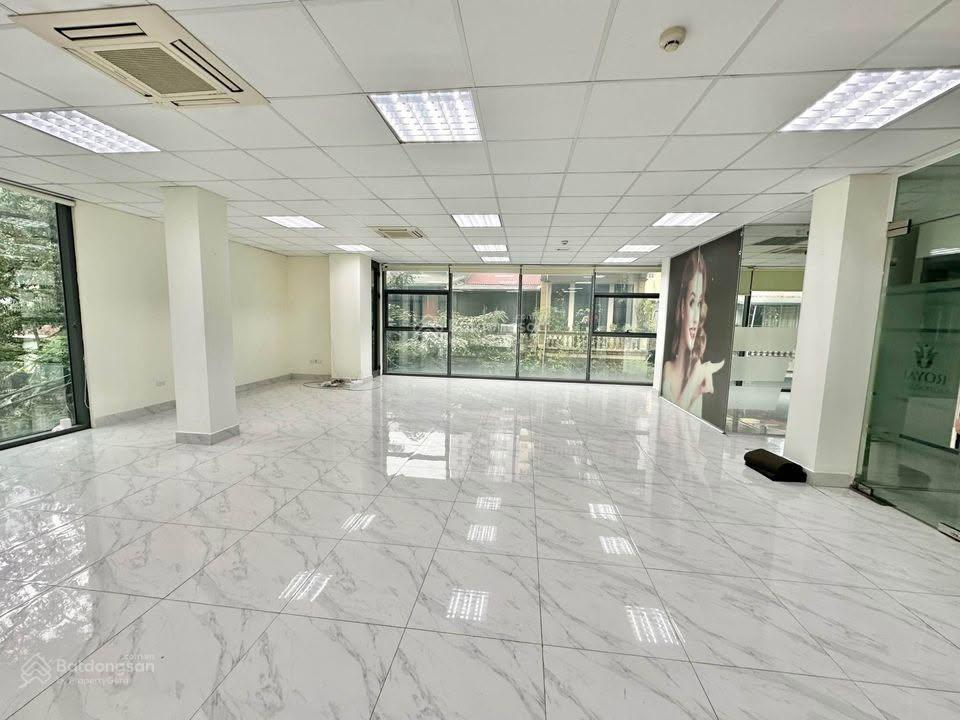 Cho thuê văn phòng hoàng văn thái, thanh xuân, hà nội. 90m2, giá 14 triệu/tháng