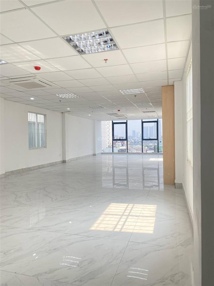 Cho thuê văn phòng 110m2 giá 16 triệu/tháng thanh xuân
