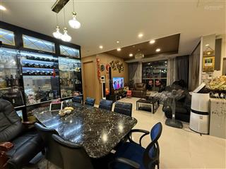 Chủ gửi bán căn hộ 136m2(3n2w)  16,5 tỷ tại royal city, full nội thất đẹp, sẵn sổ
