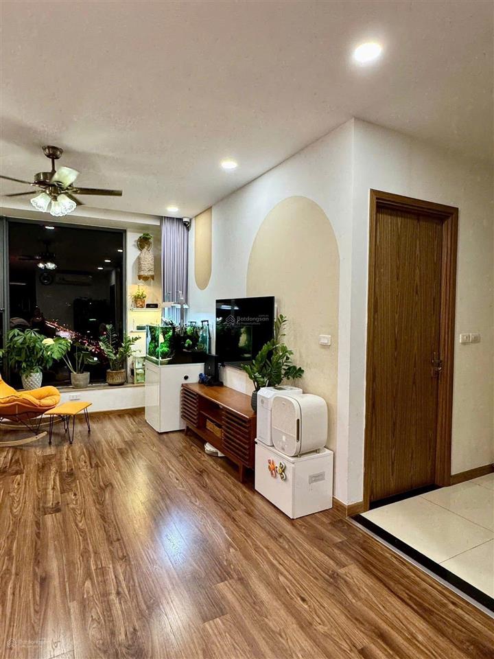 Chính chủ bán gấp căn 2n  85m2  8 tỷ tại the park home, dịch vọng, sẵn sổ, full nội thất