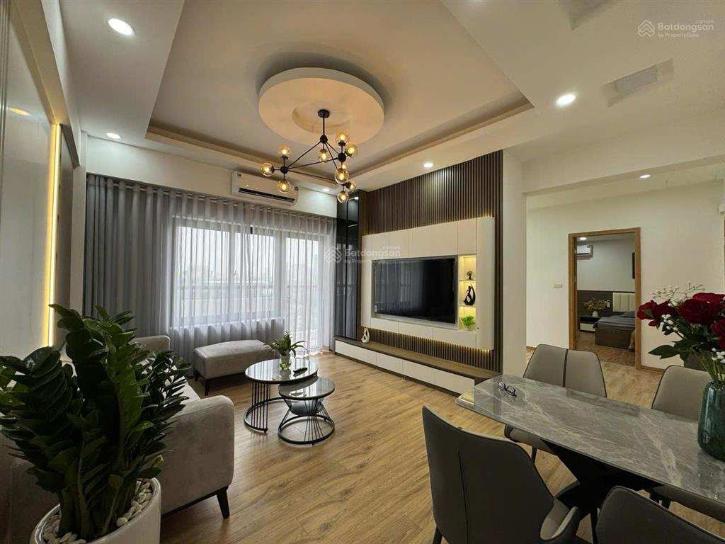 Tôi cần bán gấp ch 81m2 (3n2w)  7 tỷ tại toà the sun mễ trì, sẵn sổ, full đồ, có slot