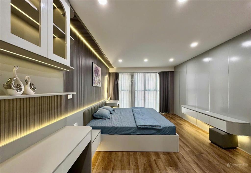 Chủ gửi bán căn hộ 92m2 thiết kế 2n2w  giá 9,6 tỷ tại the zei, sẵn sổ, full nội thất đẹp.