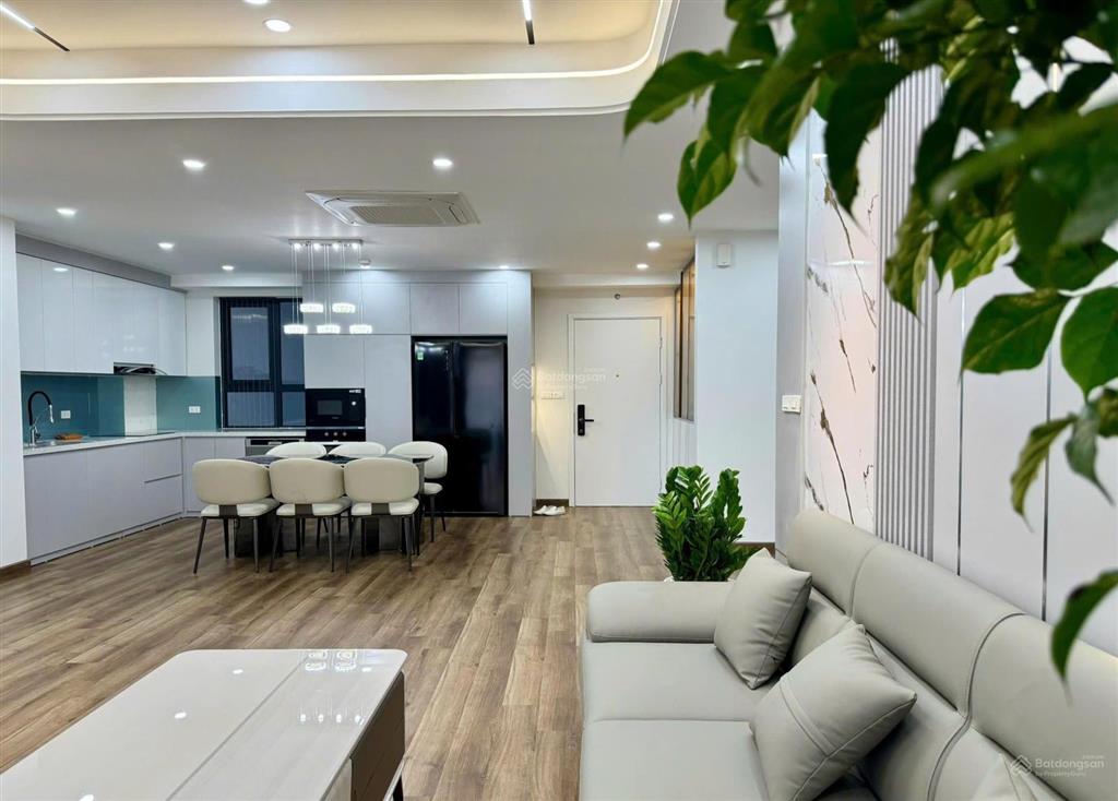 Chủ gửi bán căn hộ 92m2 thiết kế 2n2w  giá 9,6 tỷ tại the zei, sẵn sổ, full nội thất đẹp.