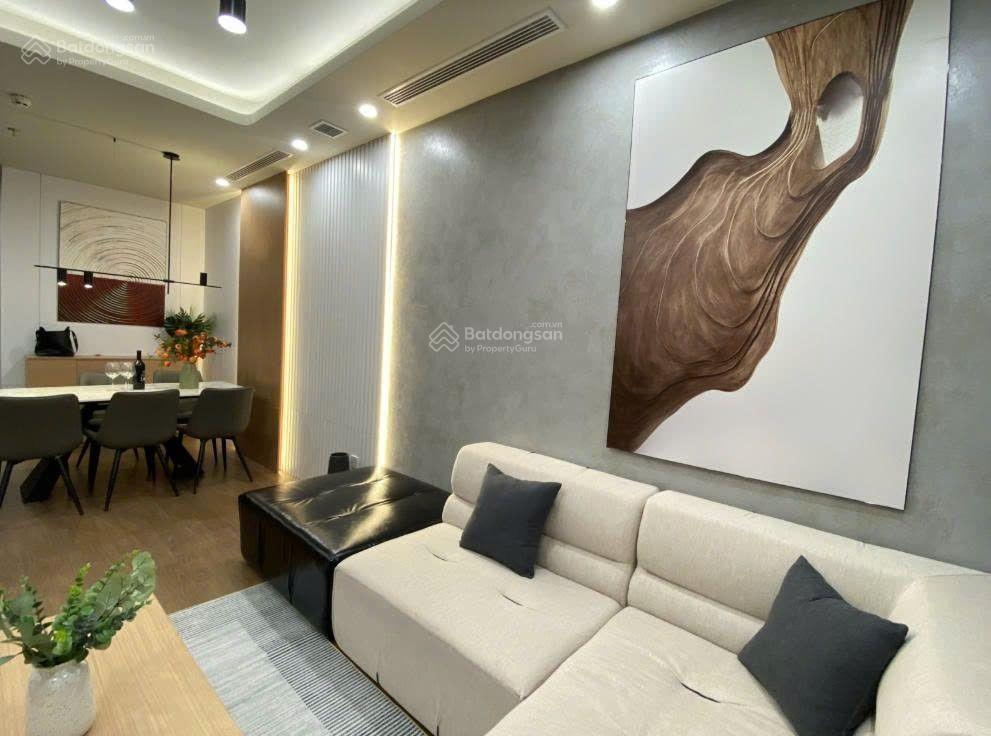 Tôi chính chủ cần bán gấp căn 2 ngủ  88m2  8 tỷ tại tòa the matrix one, sẵn sổ, full đồ