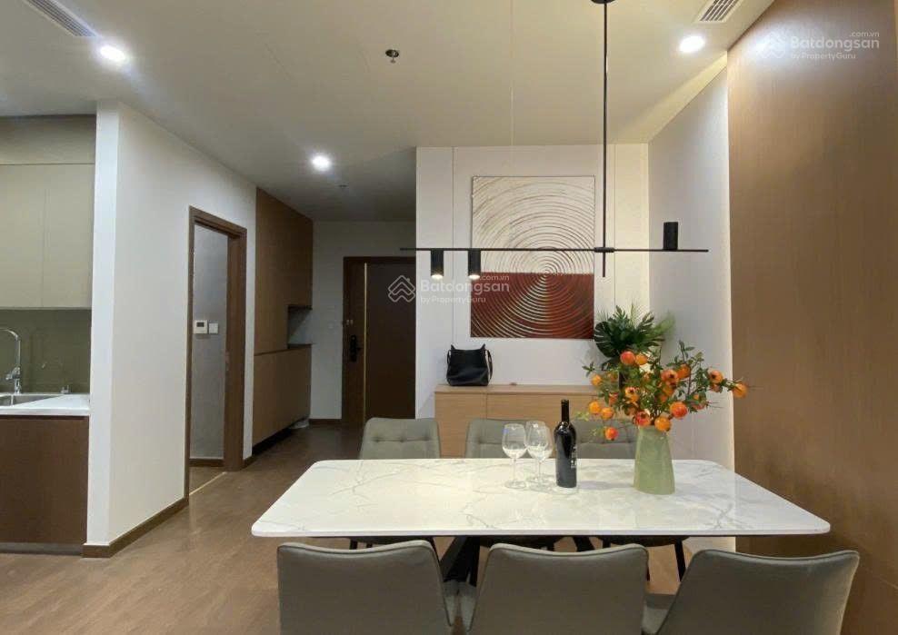 Tôi chính chủ cần bán gấp căn 2 ngủ  88m2  8 tỷ tại tòa the matrix one, sẵn sổ, full đồ