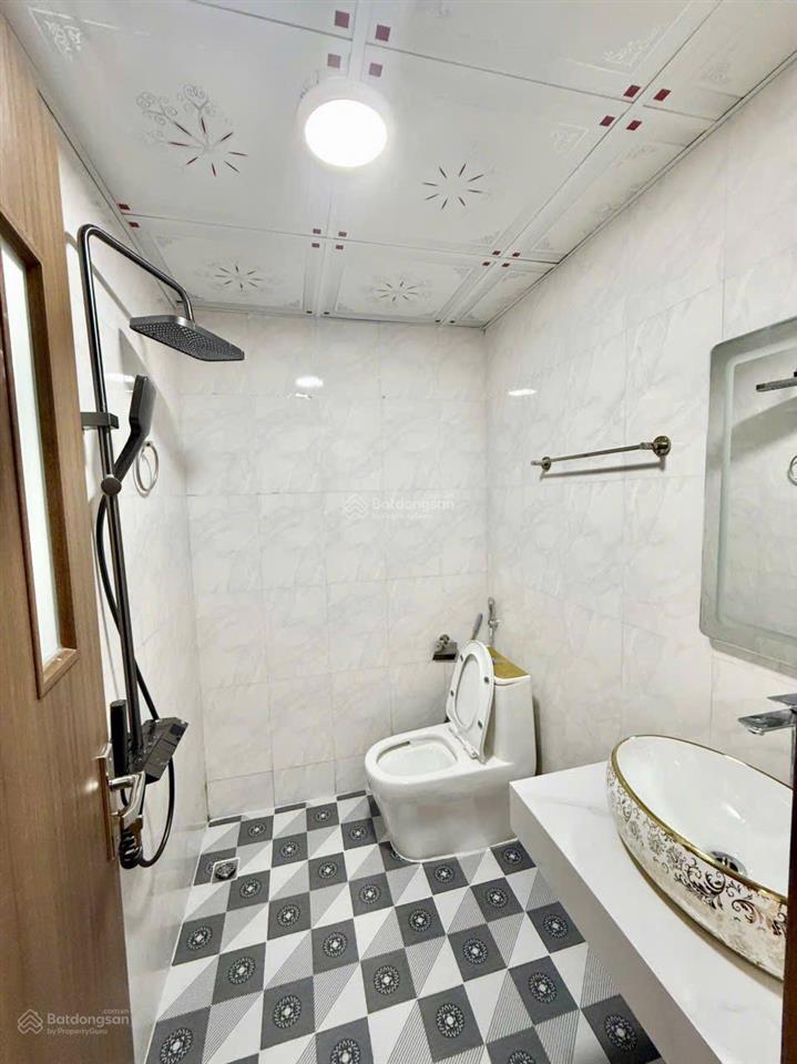 Em cần bán gấp ch 85m2 (3pn 2wc)  5,8 tỷ, view đẹp tại kđt mễ trì hạ, sẵn sổ, full đồ, có slot