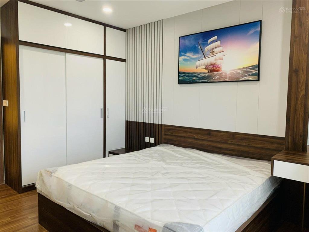 Chính chủ bán ch 3pn, 2wc, 96m2 tại golden park tower, cầu giấy, full đồ, giá 9 tỷ