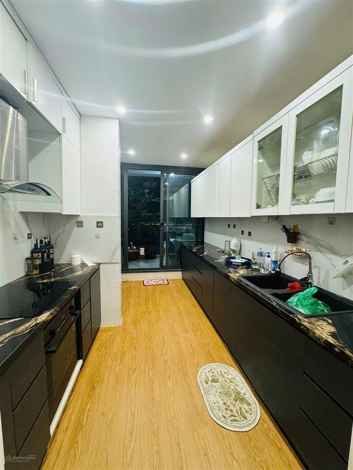 Cần bán căn hộ 172m2  3n + 1,3wc full đồ tại tsq mỗ lao  10,5 tỷ, sẵn sổ giao dịch