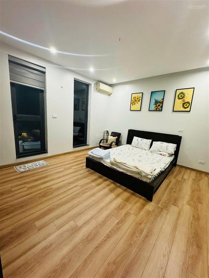 Cần bán căn hộ 172m2  3n + 1,3wc full đồ tại tsq mỗ lao  10,5 tỷ, sẵn sổ giao dịch