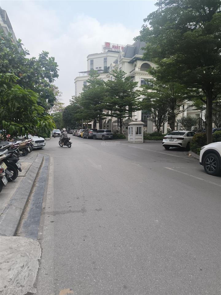 Trần hữu dực, nam từ liêm phân lô ô tô tránh vỉa hè kinh doanh 120m mt 12m xây 5 tầng full nội thất