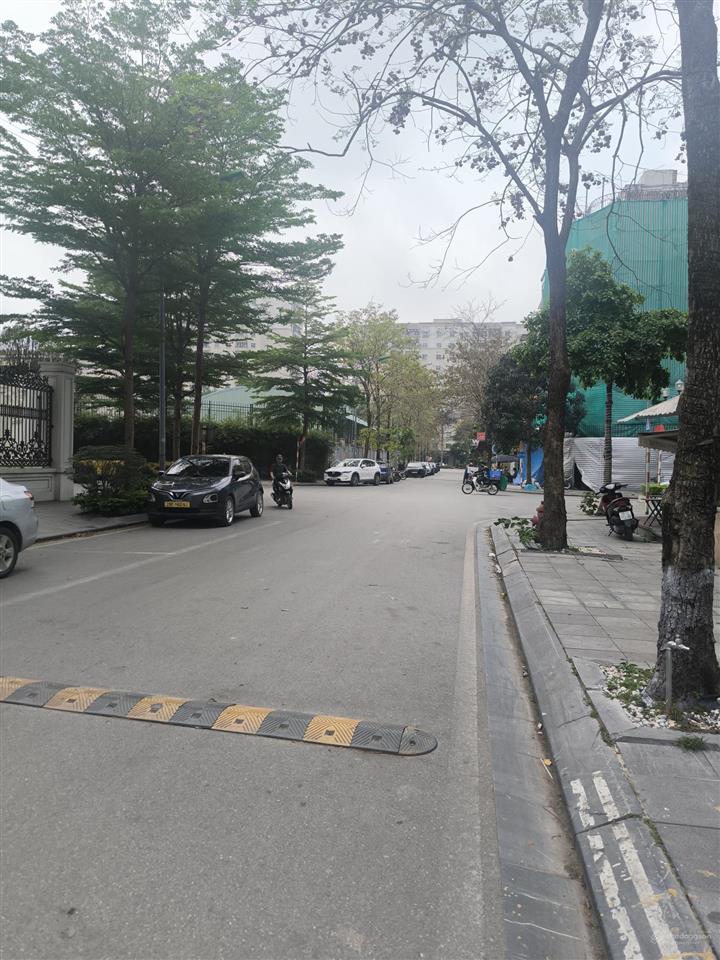 Trần hữu dực, nam từ liêm phân lô ô tô tránh vỉa hè kinh doanh 120m mt 12m xây 5 tầng full nội thất