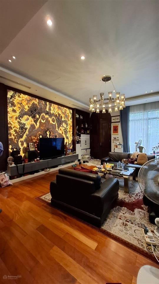 Biệt thự khu mộc lan vinhomes greenbay mễ trì dt 155m mt 7.5m 6t thang máy full nội thất cao cấp