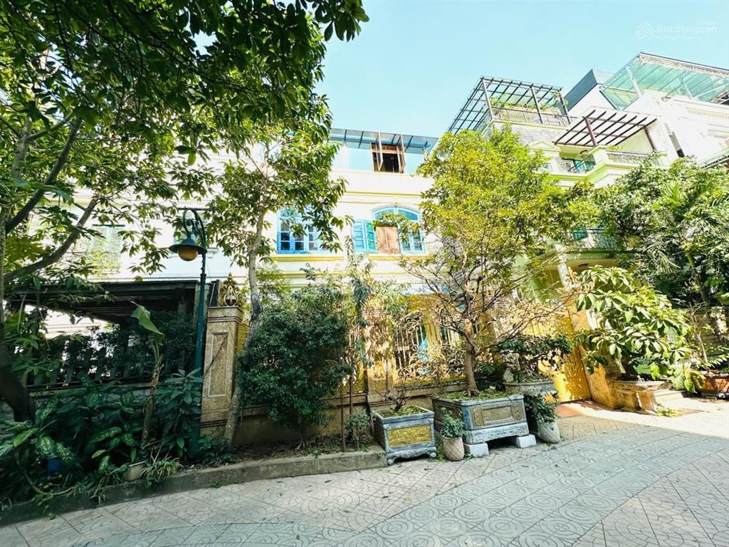 Chính chủ bán biệt thự sudico mỹ đình sông đà, phạm hùng dt 200m mt9m xây 4 tầng full nội thất.