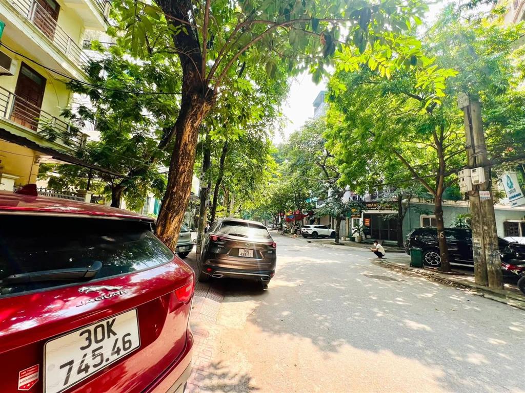Hồ tùng mậu phân lô ô tô tránh, vỉa hè, kinh doanh văn phòng dt 65m mt 4.6m xây 6 tầng thang máy
