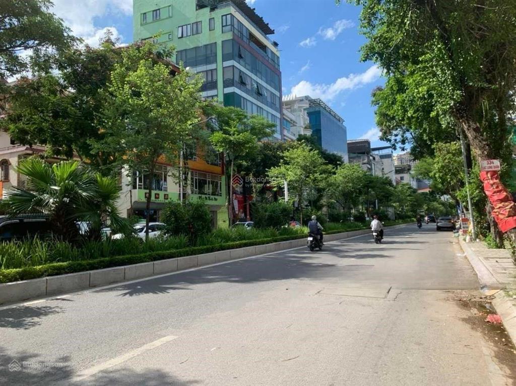 Mặt phố lạc long quân kinh doanh sầm uất vỉa hè đá bóng dt 90m mặt tiền 9m xây 5t 54,5 tỷ tl