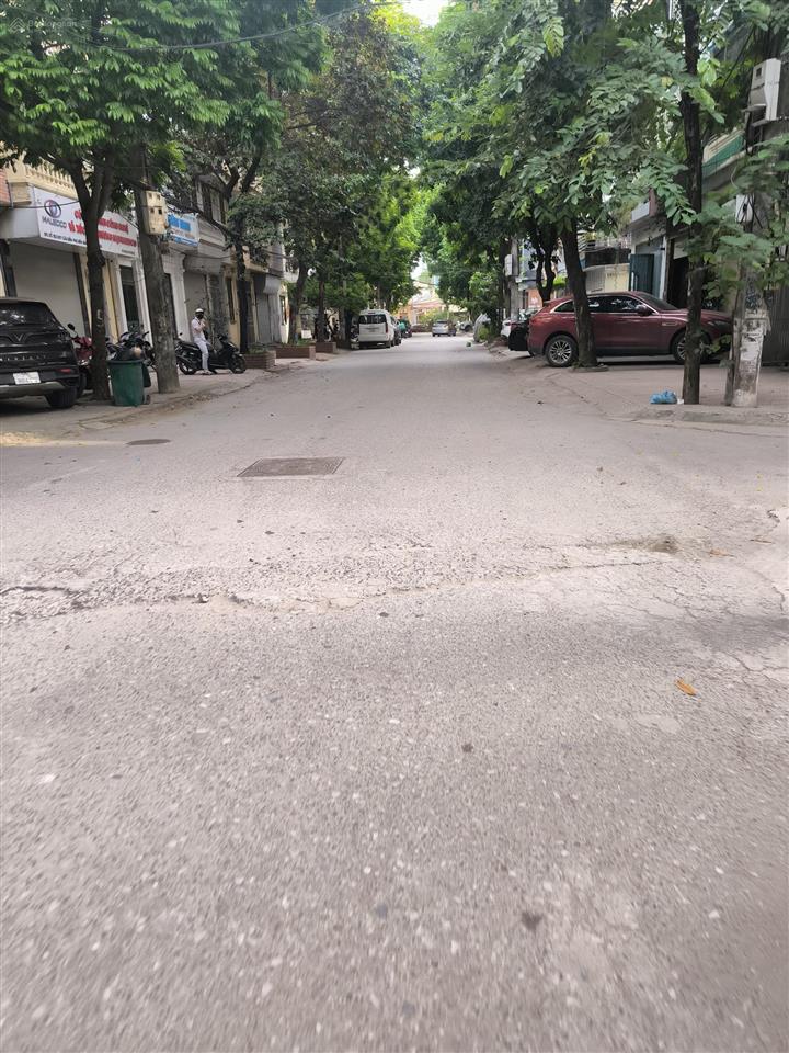 Rẻ, hồ tùng mậu phân lô ô tô tránh dừng đỗ kinh doanh ở sướng dt 64m mặt tiền 4.6m xây 6t thang máy