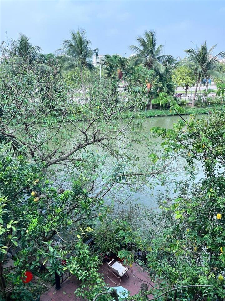 Biệt thự sinh thái vinhomes riverside long biên view sông đẳng cấp hàng hiệu dt 310m mt 10m xây 3t
