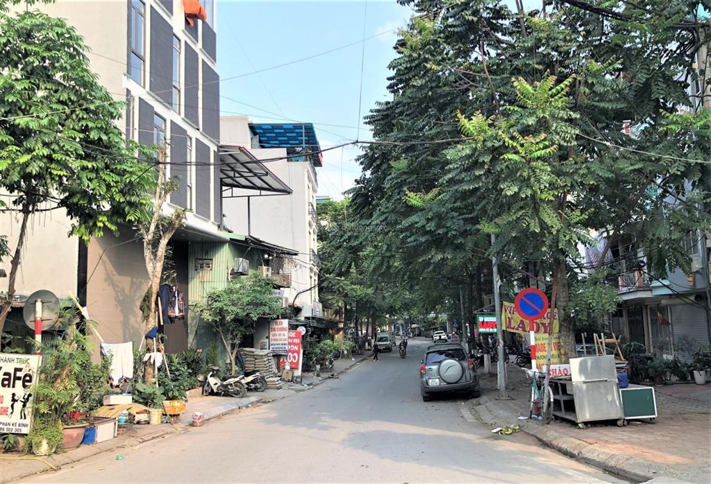 Bán nhà phố linh lang, ba đình phân lô tô tô vào nhà kinh doanh căn hộ cho nhật dt 85m2 xây 3 tầng