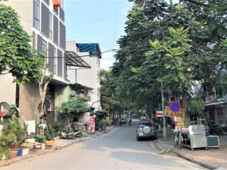 Bán nhà phố linh lang, ba đình phân lô tô tô vào nhà kinh doanh căn hộ cho nhật dt 85m xây 3 tầng
