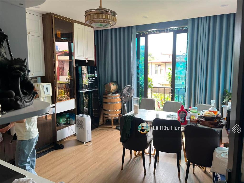 Hồ tùng mậu phân lô ô tô tránh vỉa hè kinh doanh sầm uất dt 65m mặt tiền 4.5m xây 6 tầng thang máy