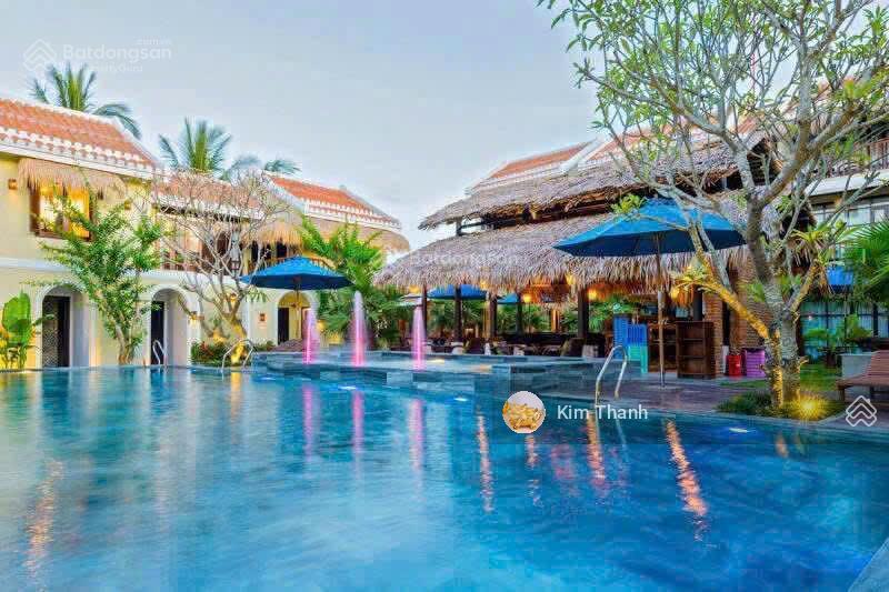 Cần bán resort 5 sao view đẹp trung tâm hội an hơn 8.000m2 doanh thu 1,516 tỷ/năm giá 125,5 tỷ