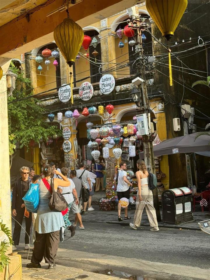 Siêu phẩm nhà cổ trần phú hội an 300m² mặt tiền 10m giá 90 tỷ tài sản di sản hiếm