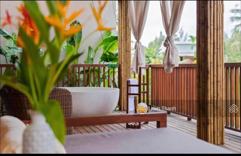 Resort 4 sao cẩm thanh hội an, 13.000m2, 74 phòng, 3 hồ bơi, giá 280 tỷ