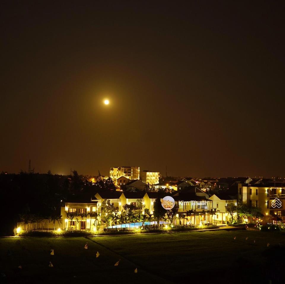 Cần bán nhà phố cổ đường trần phú, hội an, sát chùa cầu khai thác 170 triệu tháng