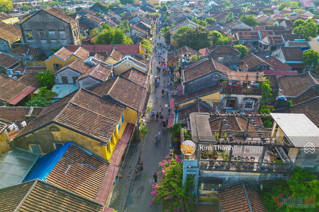 Bán nhà phố cổ đi bộ đường nguyễn thái học, hội an, diện tích 150m2, giá tốt