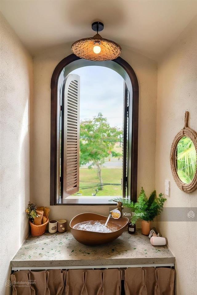 Siêu phẩm nhà mặt phố lý thái tổ view lúa cực đẹp, dt cho thuê 50 triệu tháng, giá chỉ 11 tỷ