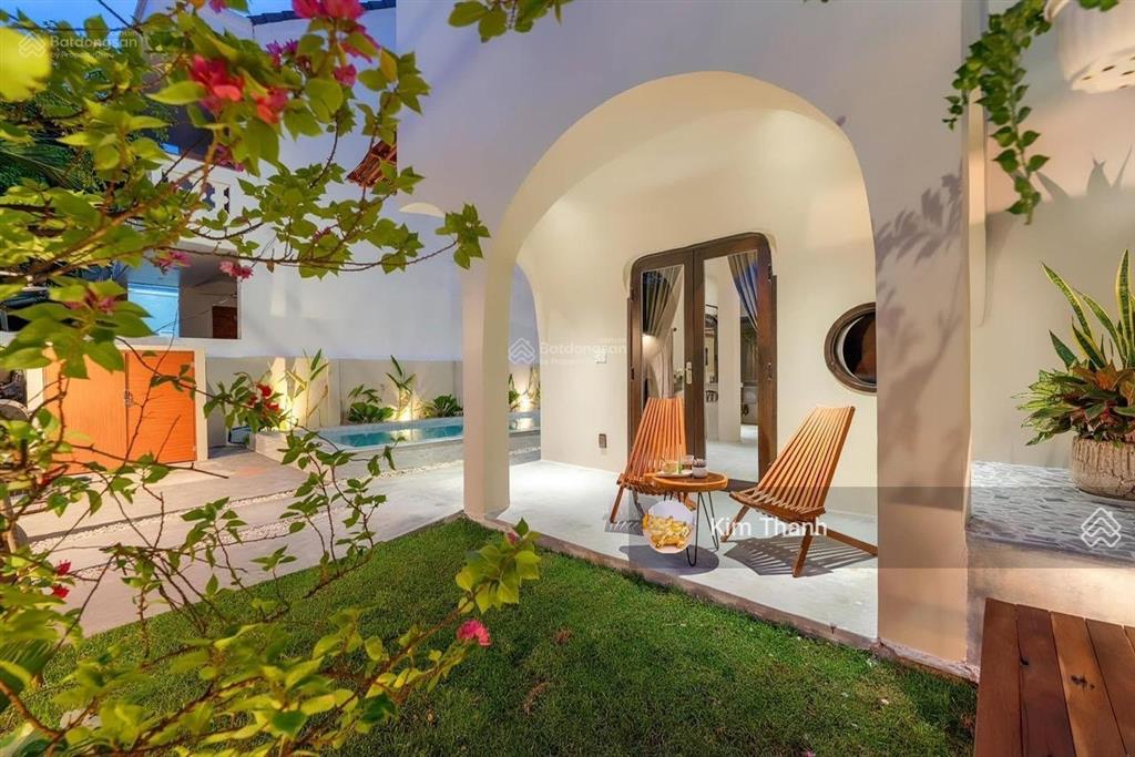 Siêu phẩm nhà mặt phố lý thái tổ view lúa cực đẹp, dt cho thuê 50 triệu tháng, giá chỉ 11 tỷ