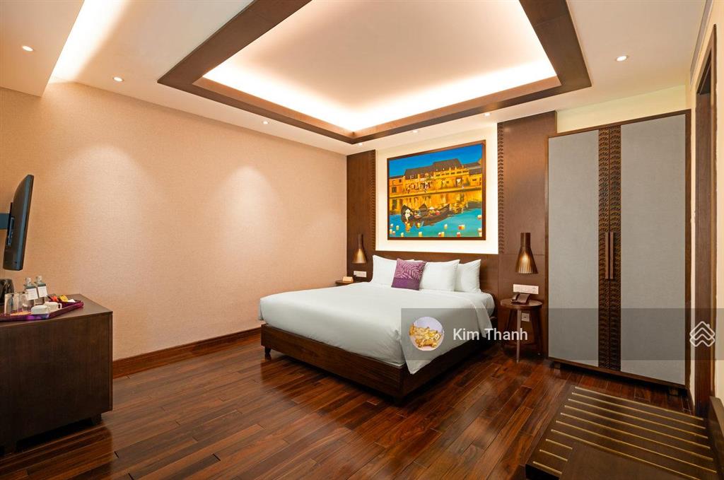Bán khách sạn 4 sao 120 phòng đường cửa đại hội an, dòng tiền hơn 5 tỷ tháng