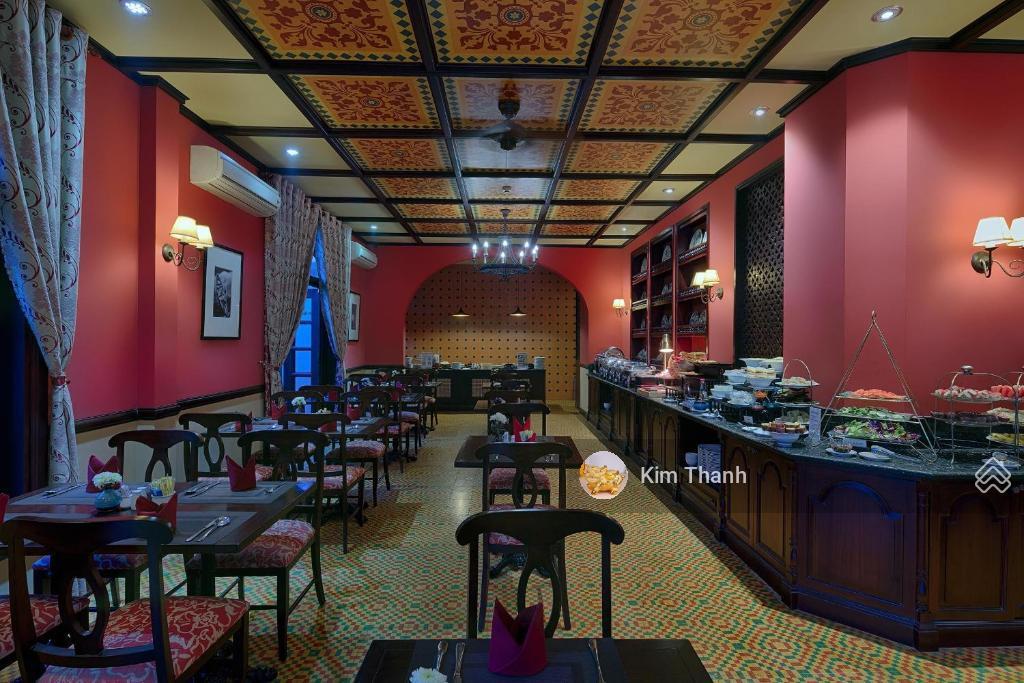 Cho thuê khách sạn resort ngay trung tâm hội an gần phố cổ, khu khách ổn định
