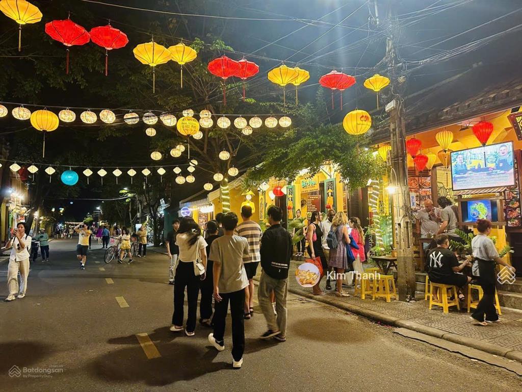 Cần bán nhà đường phan châu trinh, ngay phố cổ hội an 125m2 giá chỉ 20 tỷ kinh doanh siêu đắt khách