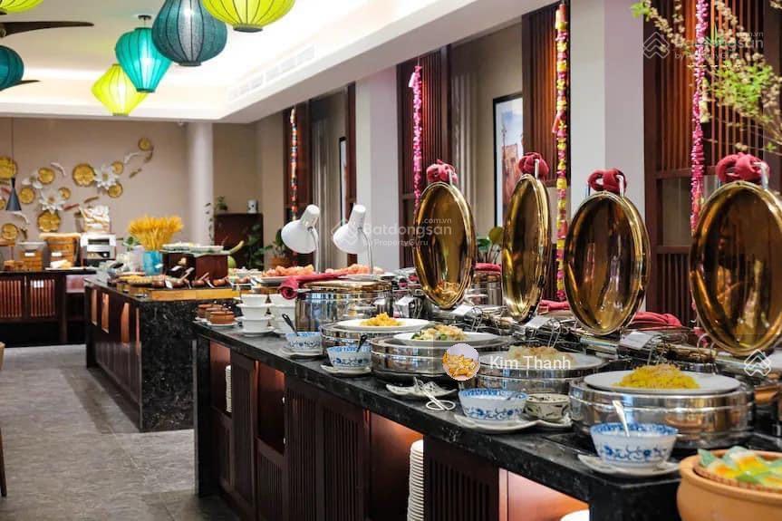 Bán gấp resort 4 sao hội an, 90 phòng, view sông, diện tích 6900m2, giá tốt