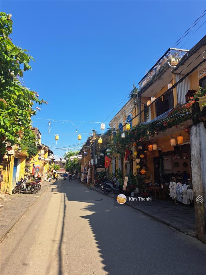 Cần bán phố cổ đường nguyễn thái học, phố đi bộ hội an, 115m2, giá 53 tỷ, 200 triệu tháng