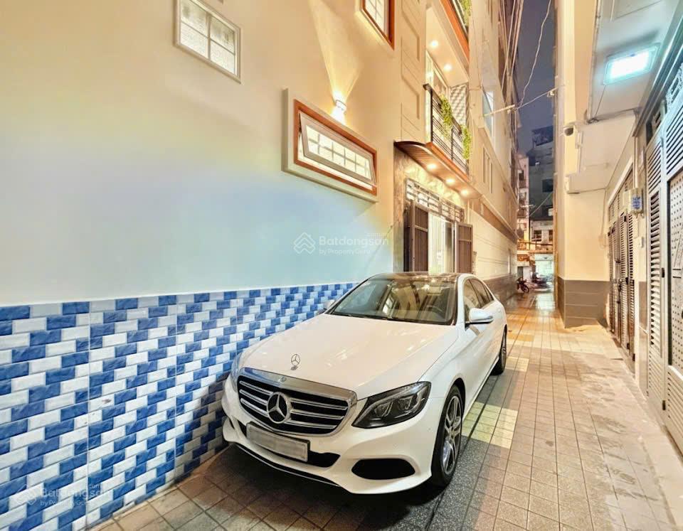 Bán nhà xe hơi đậu cửa bùi văn thêm, 7,5 tỷ, 9mx5m, nhà đẹp full nội thất, vào ở ngay