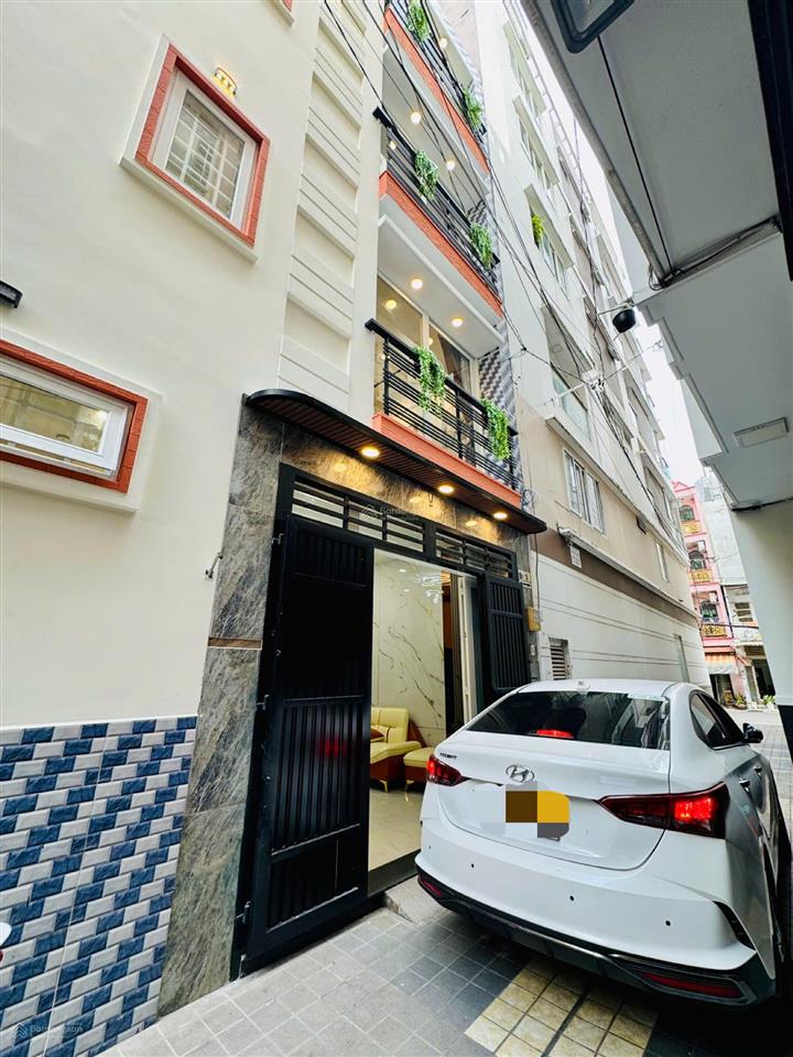 Bán nhà xe hơi đậu cửa bùi văn thêm, 7,5 tỷ, 9mx5m, nhà đẹp full nội thất, vào ở ngay