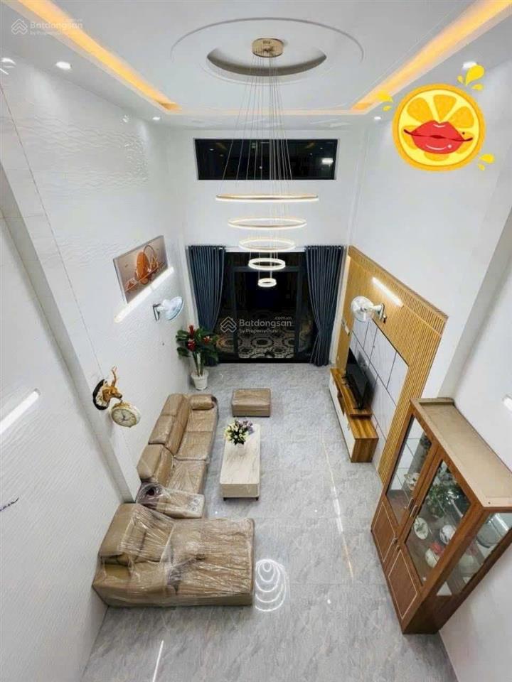 Quyết tâm ra hàng trước tết  căn nhà bùi minh trực, p5, quận 8. dt 40,3m2  2,860tỷ. hẻm xe hơi