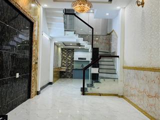 Bán nhà (4x13m) 5 tầng mới cứng hxh  4pn5wc ngay ngã tư hàng xanh bình thạnh. gía 10tỷ8999