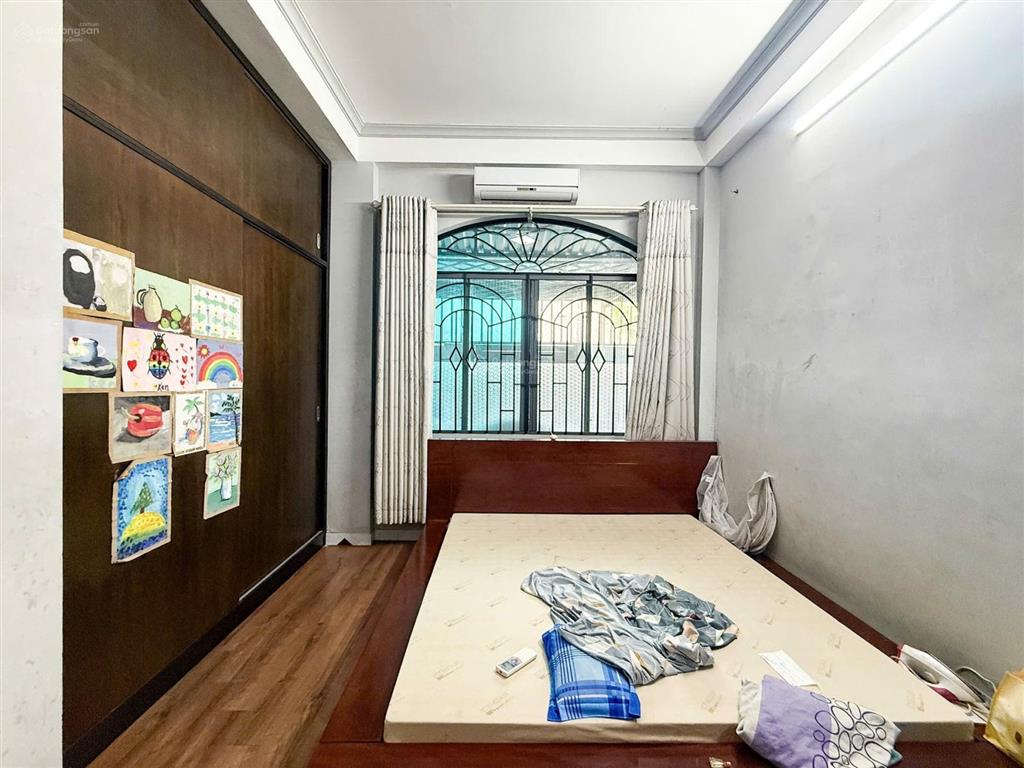 Hẻm 6m có lề! bán nhà (4x13m) 4 tầng mới cứng  4pn5wc ngay ngã tư hàng xanh bình thạnh