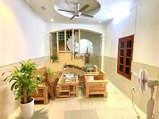 Nhà mai dịch  5 tầng  ô tô  9 tỷ hơn