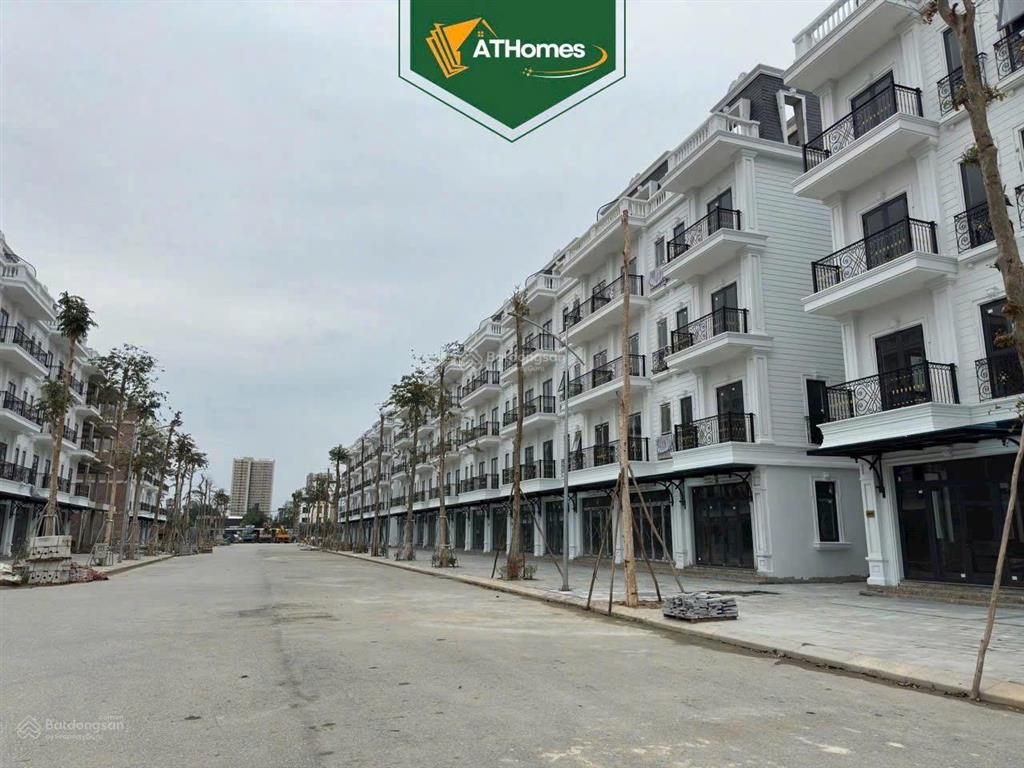 Bán gấp căn liền kề 80m2 tại đông dương giá 11ty5 thu  em minh 0773 286 ***
