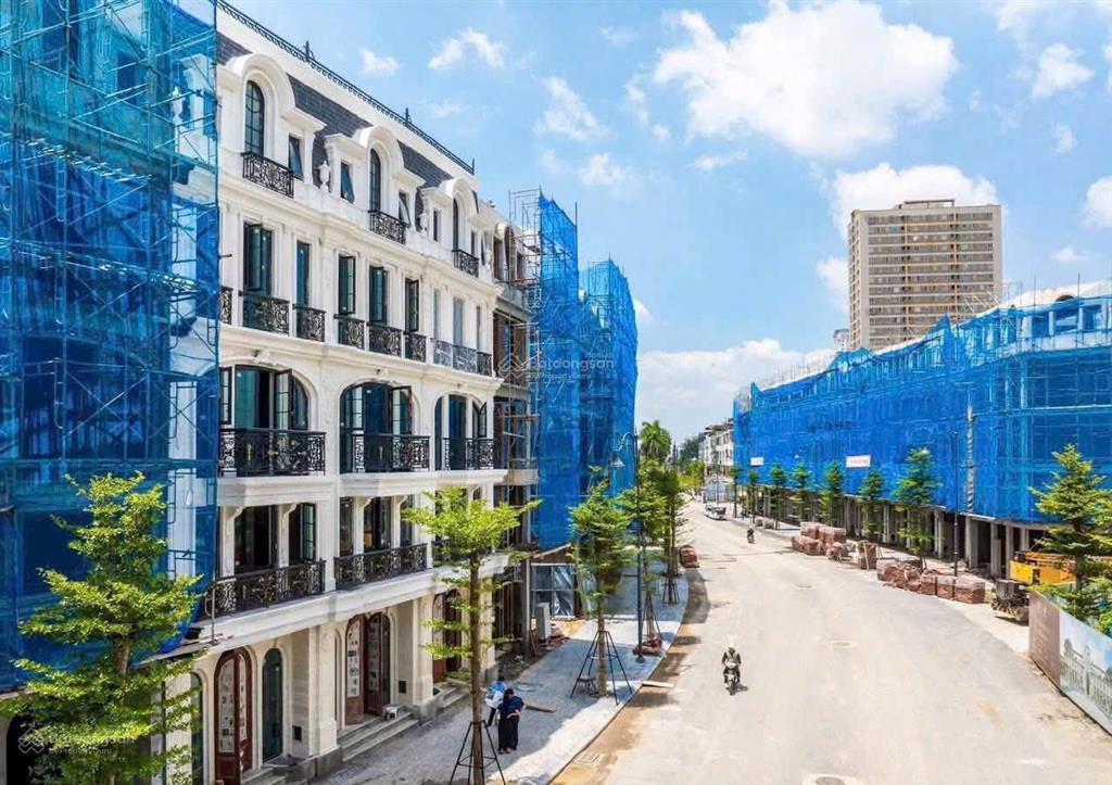 Bán liền kể 75m2 view hồ tại noble tây thăng long giá 20ty  em 0773 286 ***