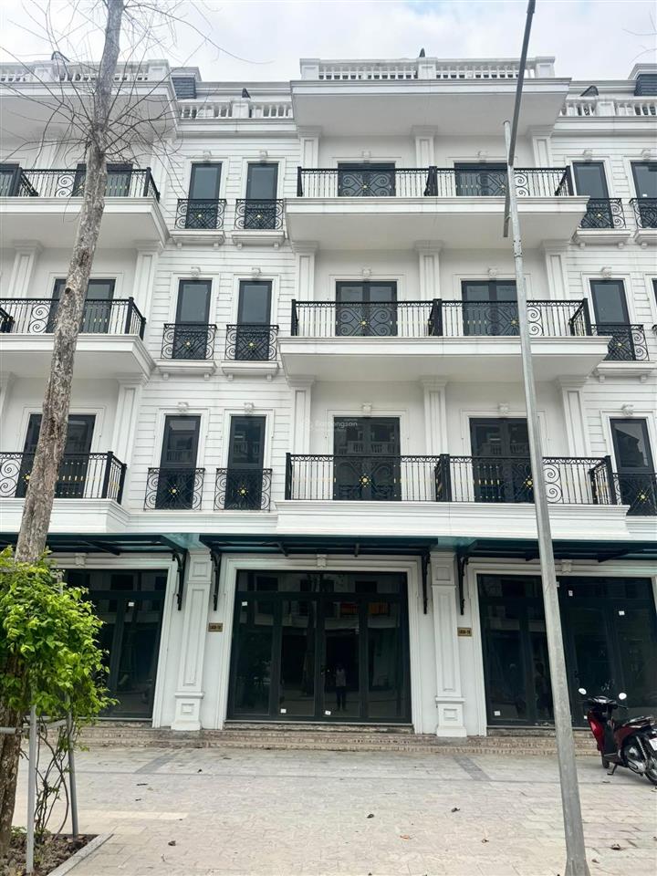 Bán liền kề 80m2 view vườn giá 12,5 tỷ tại đông dương đức thượng.  em 0773 286 ***