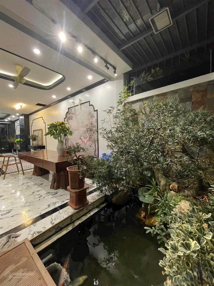 Bán gấp liền kề 81m2 , đường 17m2 , hoàn thiện giá 17tỷ bao thuế phí  em 0773 286 ***