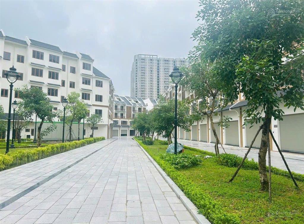 Bán liền kề 100m2 đường 17m2 giá 16,5tỷ tại khu đô thị hinode royal park  em 0773 286 ***